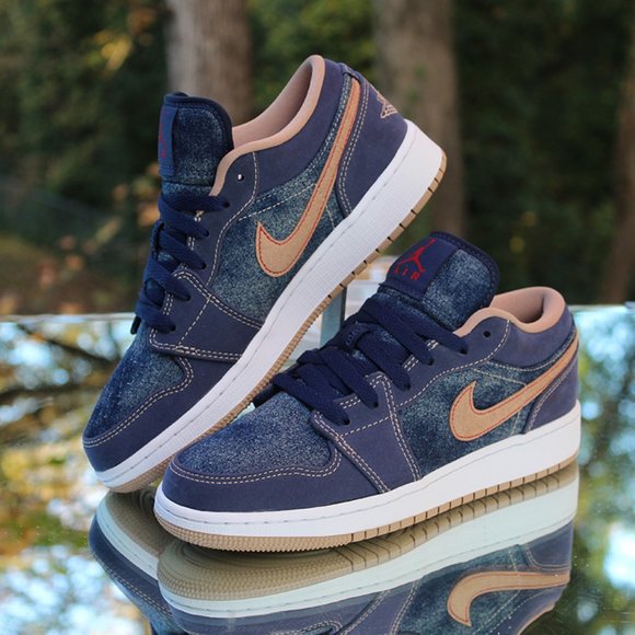 Air Jordan 1 Low Denim - Picture 5 of 16